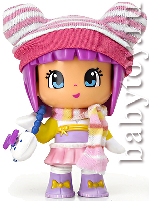 Кукла Пинипон в зимней одежде - Девочка в розовой шапке