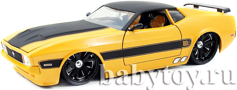   1:24 1973 Ford Mustang Mach 1 ()